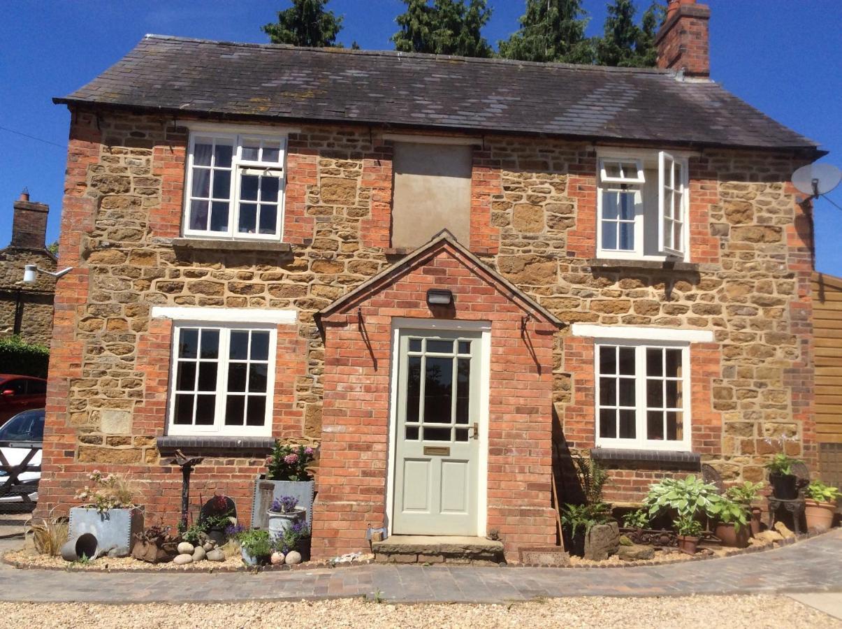 The Rear Of The Plough,Everdon. ดาเวนทรี ภายนอก รูปภาพ